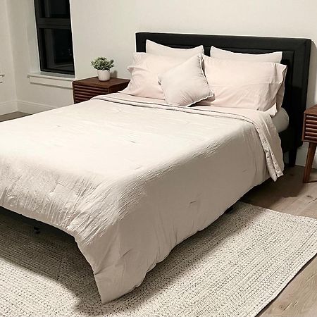 Modern 2 Bed Furnished Apartment In Quincy Zewnętrze zdjęcie