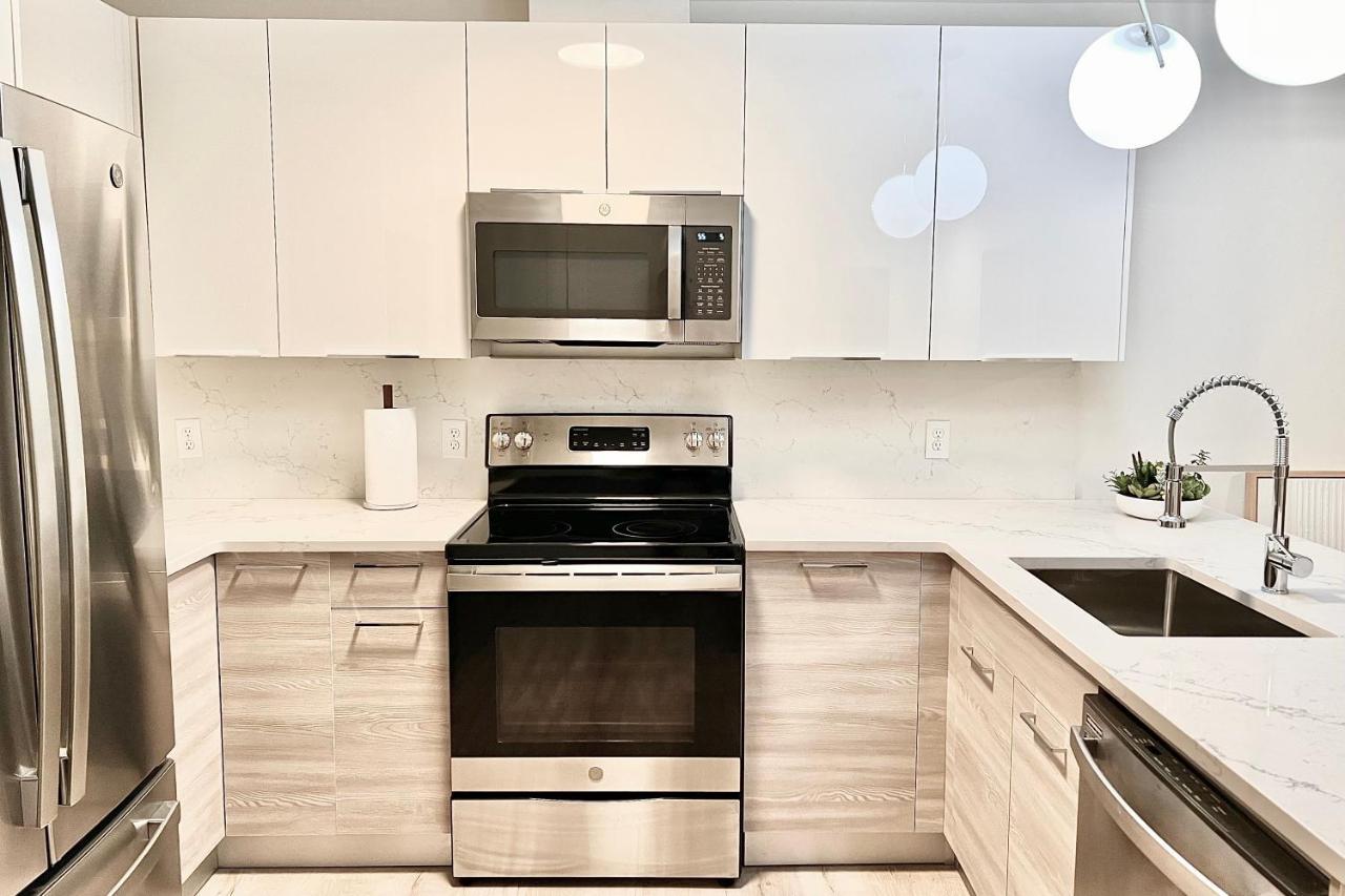 Modern 2 Bed Furnished Apartment In Quincy Zewnętrze zdjęcie